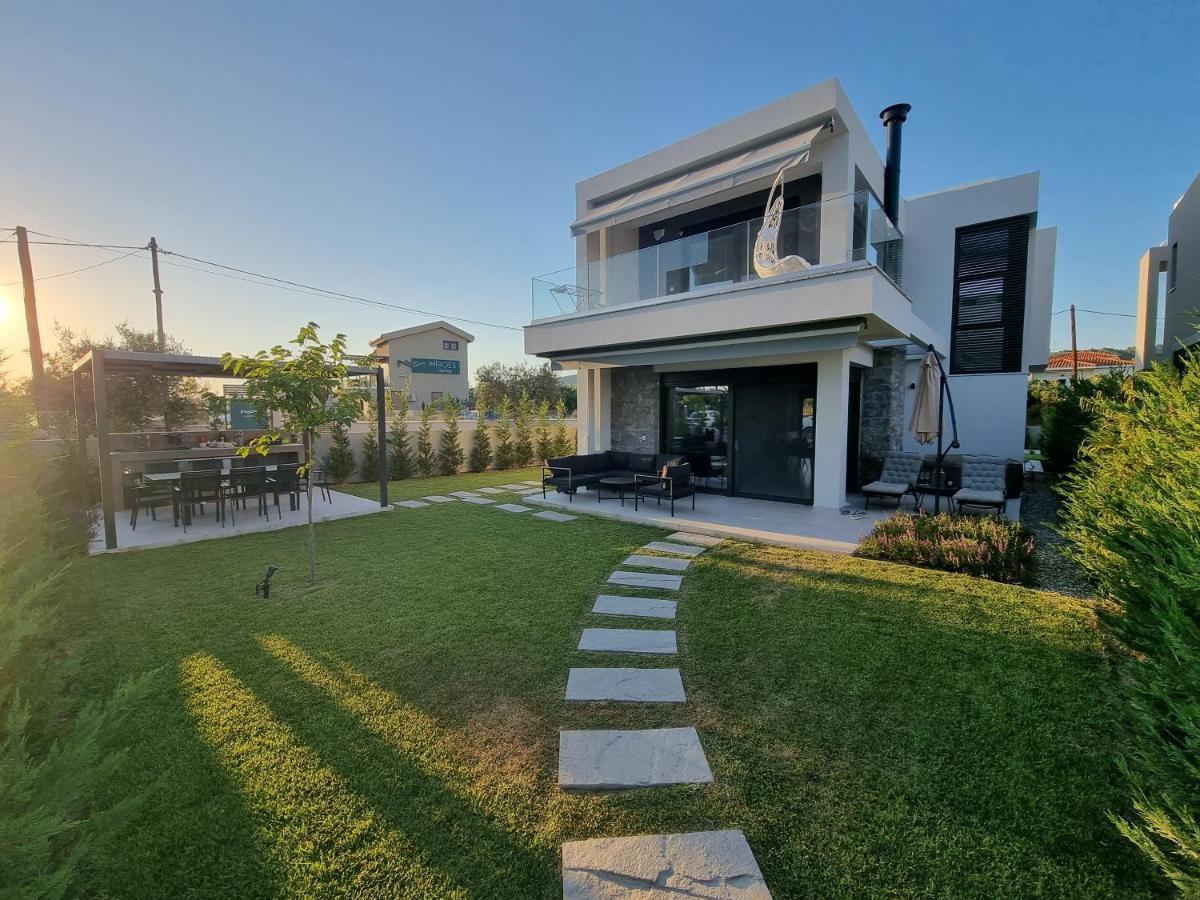Olea Valley Holiday Villa นิกิติ ภายนอก รูปภาพ