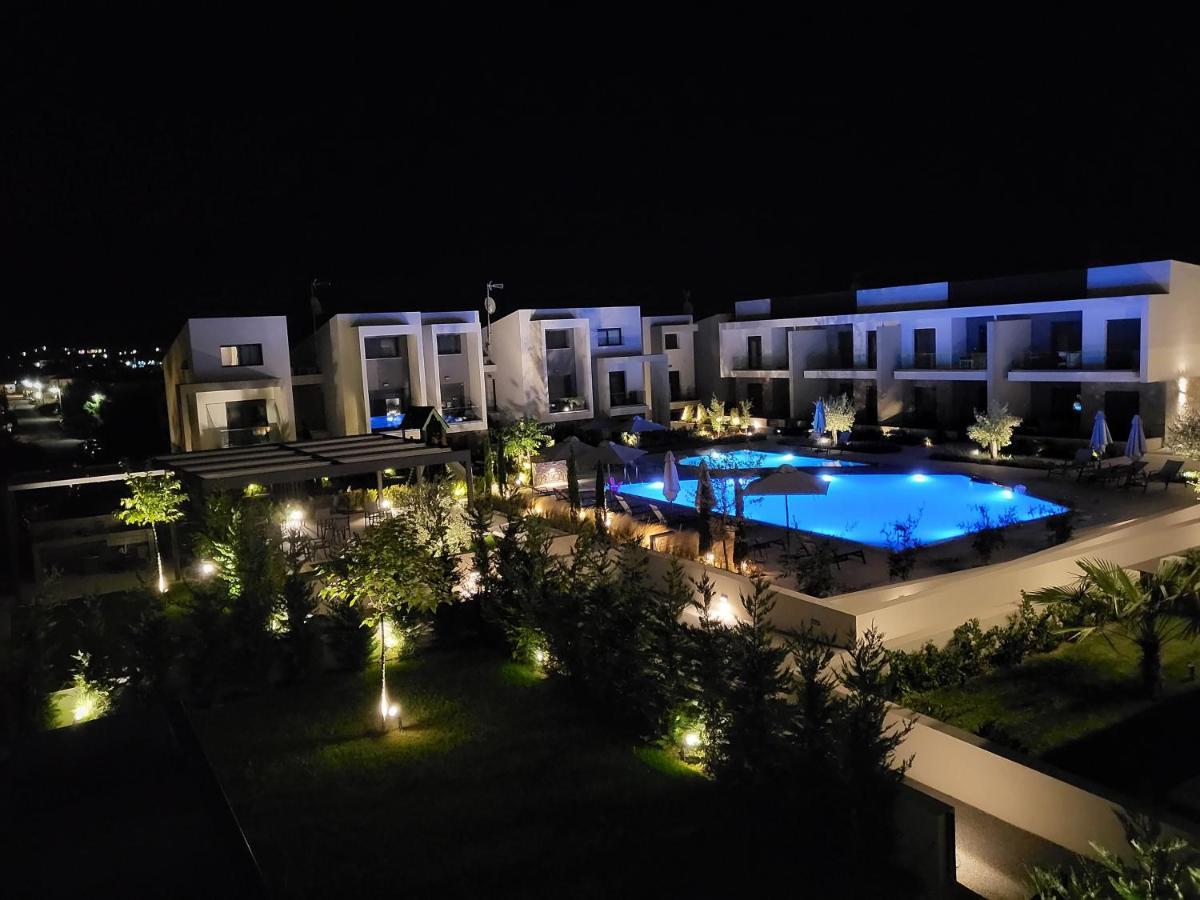 Olea Valley Holiday Villa นิกิติ ภายนอก รูปภาพ