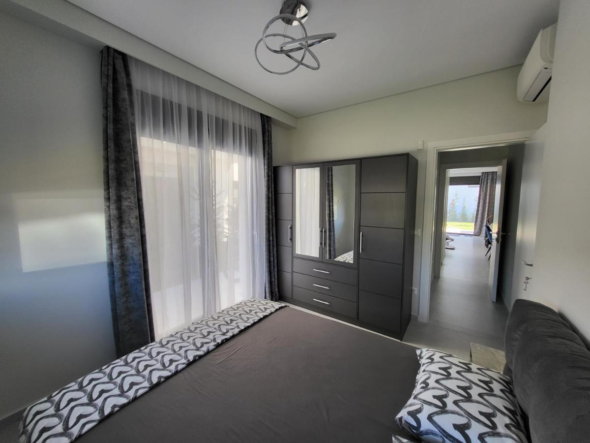 Olea Valley Holiday Villa นิกิติ ภายนอก รูปภาพ