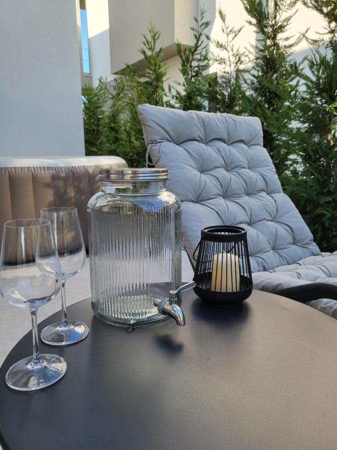 Olea Valley Holiday Villa นิกิติ ภายนอก รูปภาพ