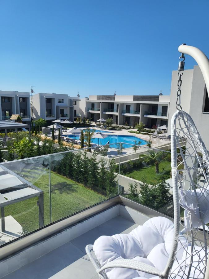 Olea Valley Holiday Villa นิกิติ ภายนอก รูปภาพ